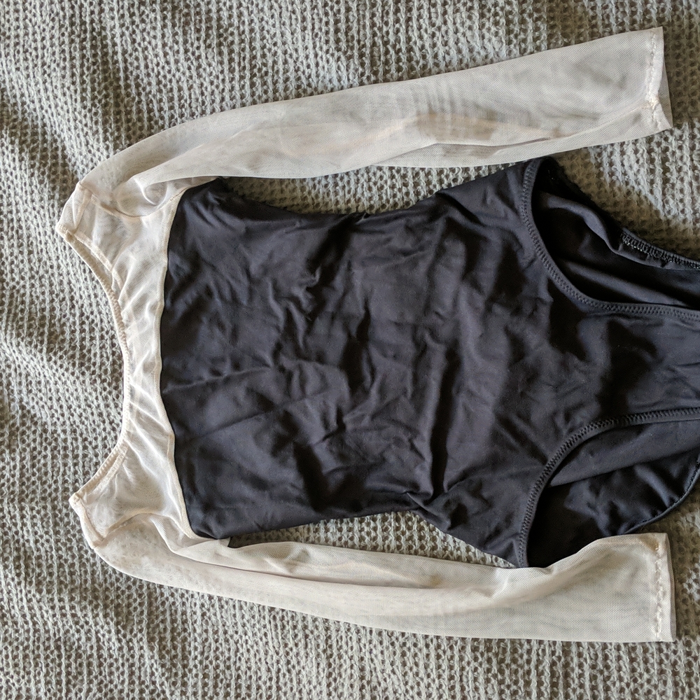 Lucky Leo small leotard
